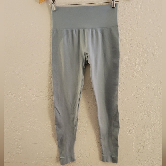 SET Active Leggings Size Medium - Picture 1 of 6